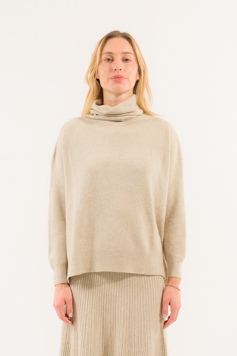 MAGLIA COLLO ALTO SPACCHI