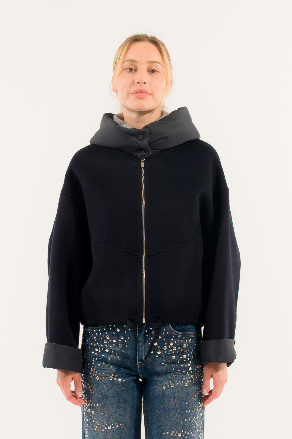 CAPPOTTO CORTO CAPPUCCIO IMBOTTITO