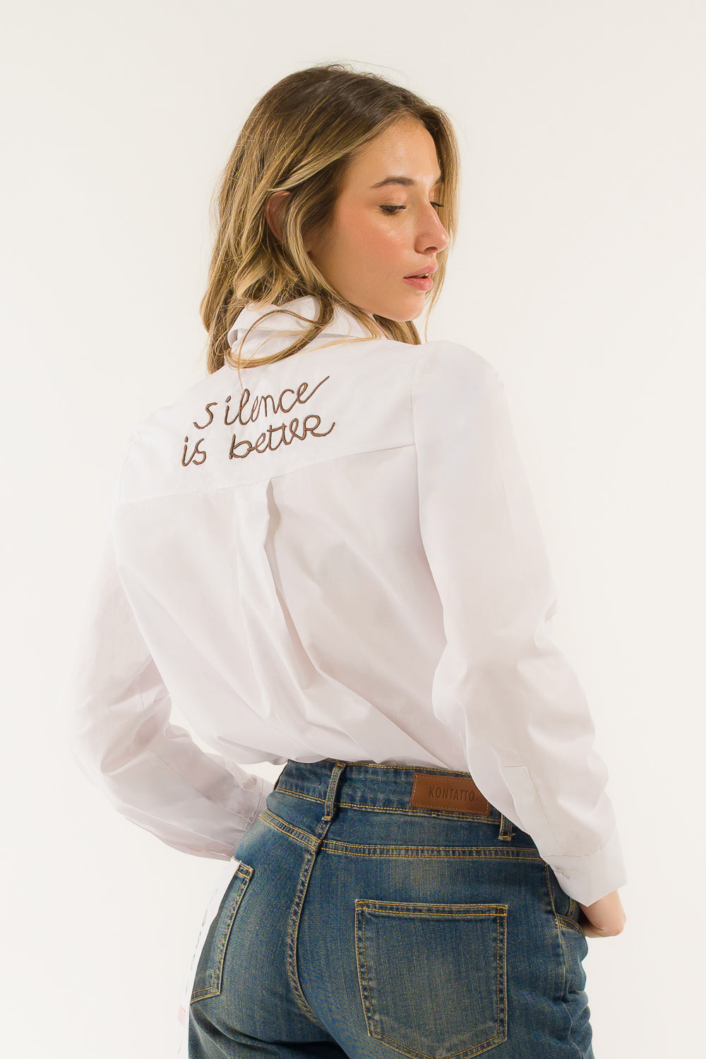 CAMICIA CRAVATTA E RICAMO