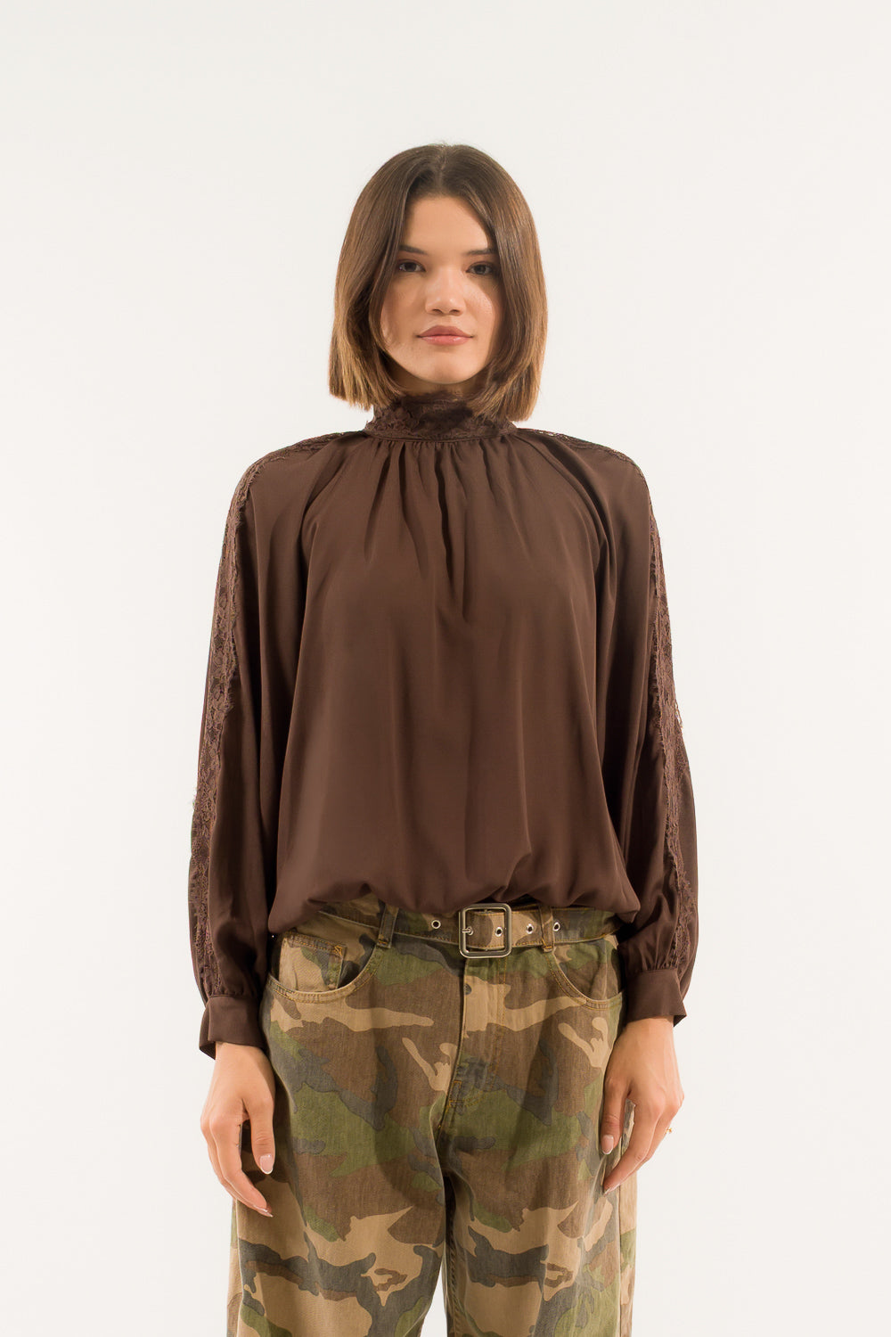 BLUSA INSERTI PIZZO