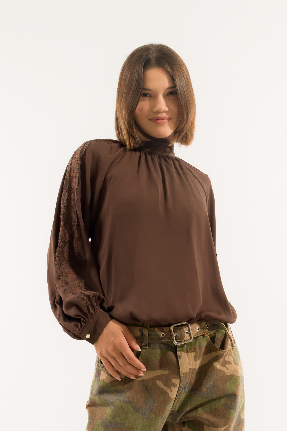 BLUSA INSERTI PIZZO