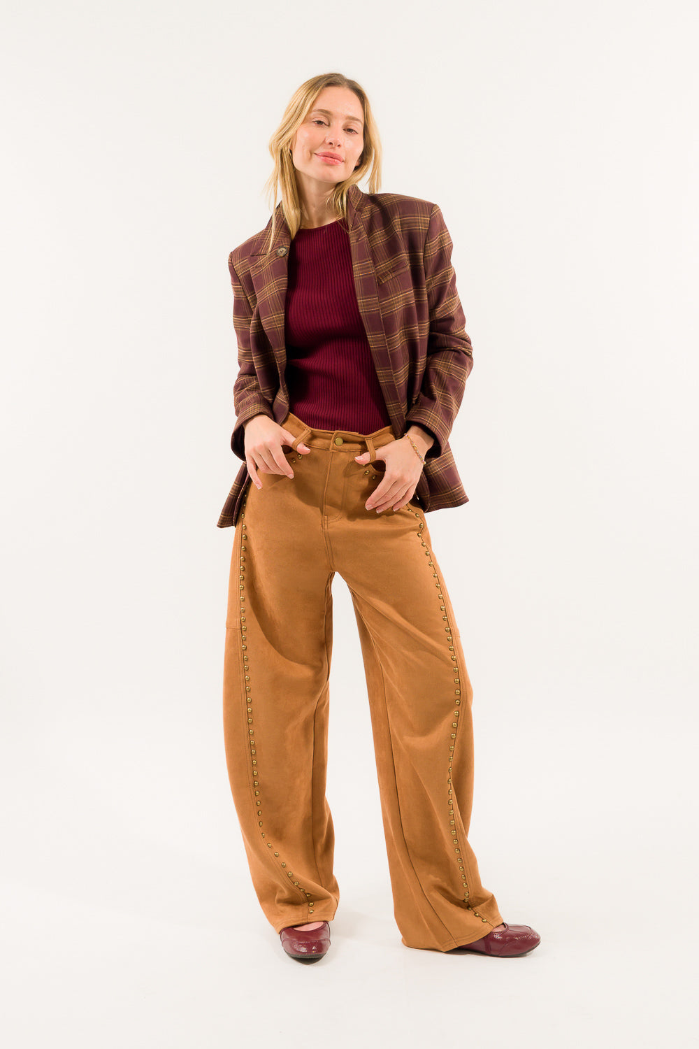 PANTALONE BARREL SUEDE BORCHIE